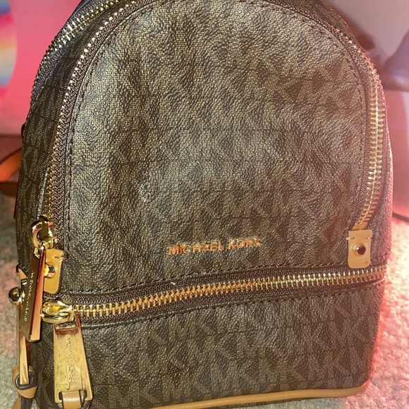 michael kors mk signature mini backpack main image 4